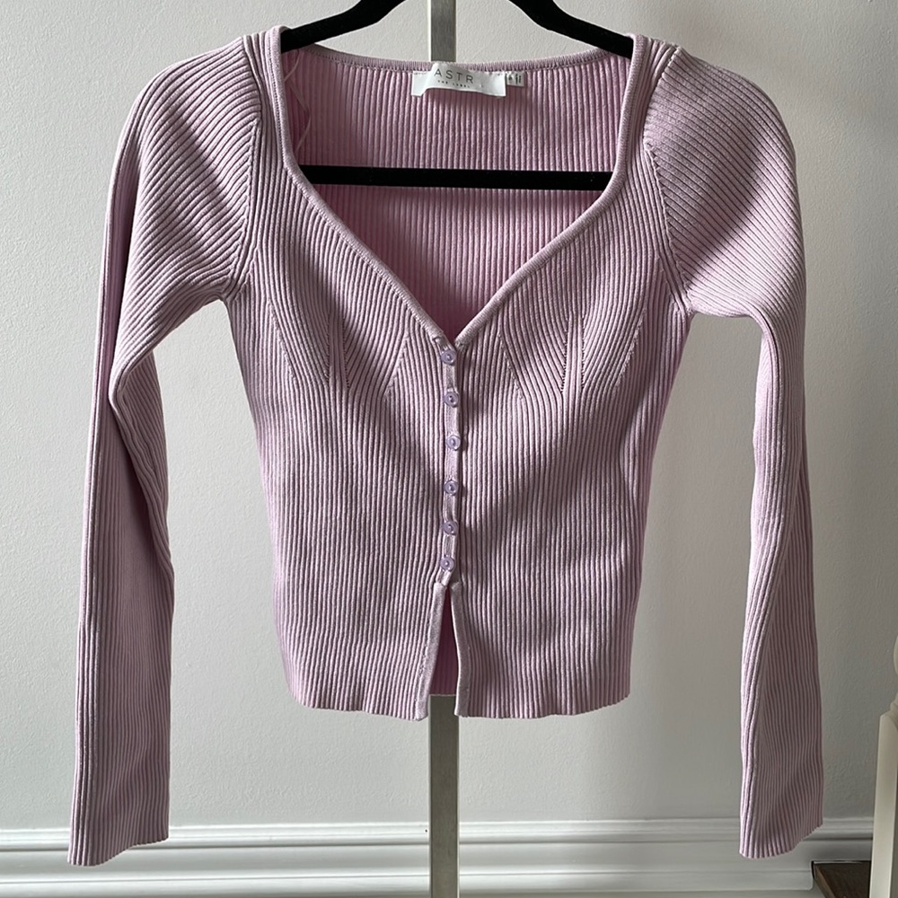 ASTR long sleeve v-neck cardigan in icy pink sz S